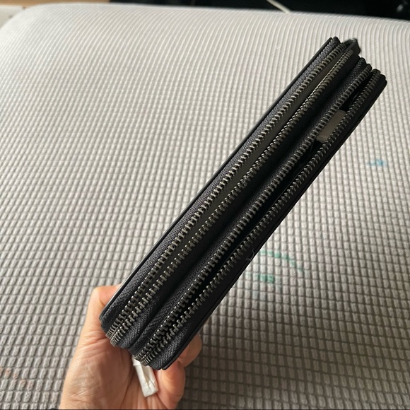 Michael Kors Mens Warren Money Bag Double-Zip Black Leather Travel Wallet - Picture 4 of 10